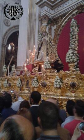 Cofradía Borriquilla Granada: PARTICIPACIÓN DE LA HERMANDAD EN LA CORONACIÓN CANÓNICA DE Mª STMA DE LA AMARGURA