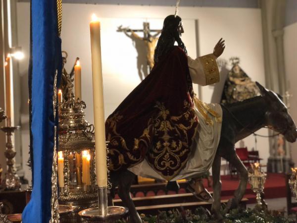 Cofradía Borriquilla Granada: CRISTO REY, REY DEL UNIVERSO 2019