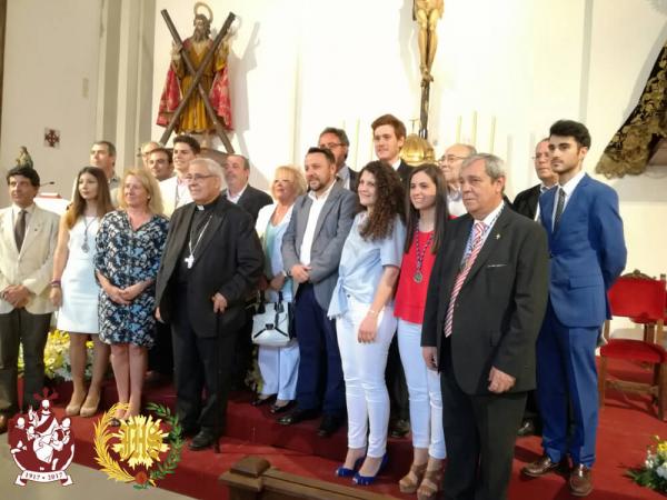 Cofradía Borriquilla Granada: JESÚS DE LA ENTRADA EN JERUSALÉN SALIÓ DESDE SU SEDE PARA BENDECIR A GRANADA EN EL AÑO DE SU CENTENARIO