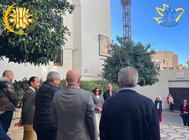 Cofradía Borriquilla Granada: BENDICIÓN DEL RETABLO CERÁMICO DE JESÚS EN LA ENTRADA EN JERUSALÉN POR 75 ANIVERSARIO FUNDACIONAL