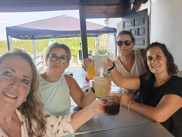 Cofradía Borriquilla Granada: III REENCUENTRO POST VACACIONAL