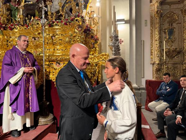 Cofradía Borriquilla Granada: IMPOSICIÓN DE MEDALLAS NUEVOS HERMAN@S 2024