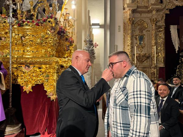 Cofradía Borriquilla Granada: IMPOSICIÓN DE MEDALLAS NUEVOS HERMAN@S 2024