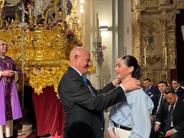 Cofradía Borriquilla Granada: IMPOSICIÓN DE MEDALLAS NUEVOS HERMAN@S 2024