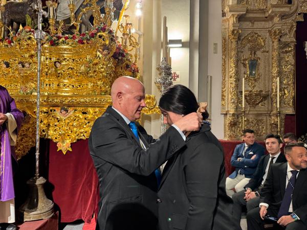 Cofradía Borriquilla Granada: IMPOSICIÓN DE MEDALLAS NUEVOS HERMAN@S 2024