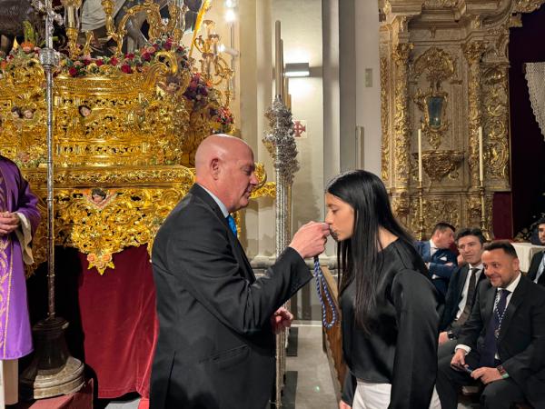 Cofradía Borriquilla Granada: IMPOSICIÓN DE MEDALLAS NUEVOS HERMAN@S 2024