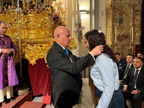Cofradía Borriquilla Granada: IMPOSICIÓN DE MEDALLAS NUEVOS HERMAN@S 2024