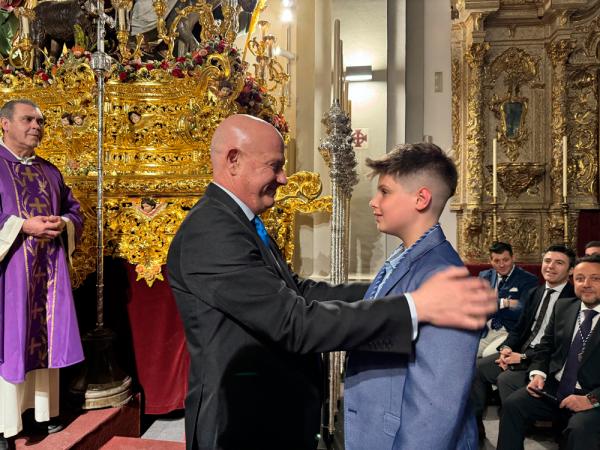 Cofradía Borriquilla Granada: IMPOSICIÓN DE MEDALLAS NUEVOS HERMAN@S 2024