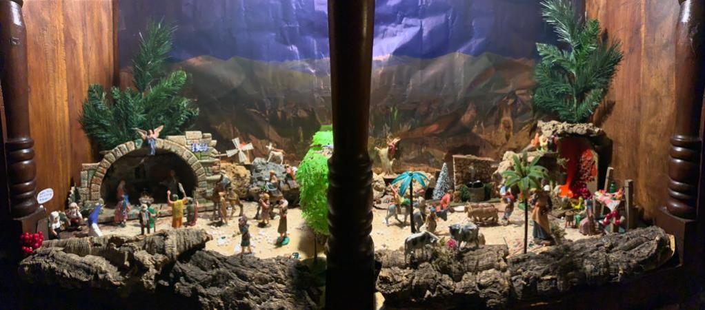 Cofradía Borriquilla Granada: BELENES PRESENTADOS AL CONCURSO FAMILIAR "BELÉN EN CASA"