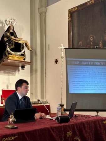 Cofradía Borriquilla Granada: ELIAS SANTIAGO NOS OFRECIÓ UNA CONFERENCIA SOBRE LA MÚSICA PROCESIONAL CARGADA DE CONTENIDO Y DE EMOCIONES