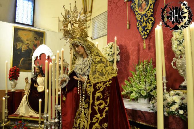 Cofradía Borriquilla Granada: DEVOTO BESAMANOS EN HONOR A NUESTRA SEÑORA DE LA PAZ EN SU FESTIVIDAD 2014