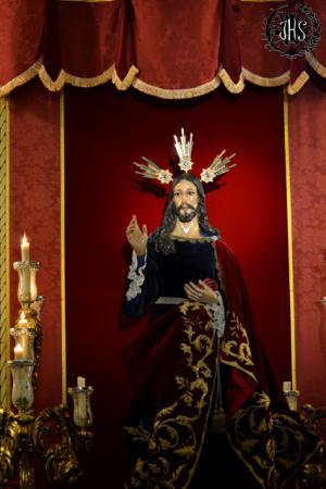 Cofradía Borriquilla Granada: CRISTO REY DEL UNIVERSO. AÑO 2014