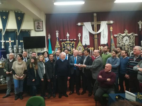 Cofradía Borriquilla Granada: ENTREGA DE LA LLAVE A SANTA MARÍA DE LA ALHAMBRA 2019