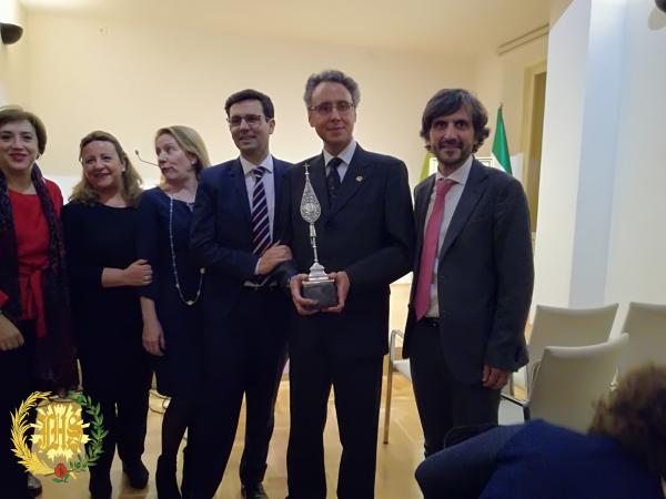 Cofradía Borriquilla Granada: ENTREGA DEL GUIÓN DE PLATA 2018