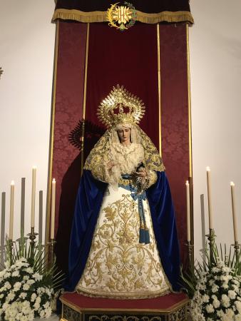 Cofradía Borriquilla Granada: NTRA. SRA. DE LA PAZ ASÍ SE PRESENTA PARA LA CELEBRACIÓN DE LA PURÍSIMA CONCEPCIÓN: SINE LABE CONCEPTA