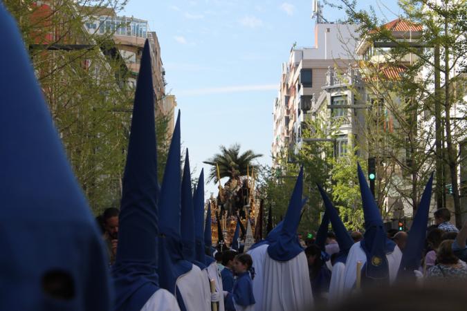 Cofradía Borriquilla Granada: DEVOLUCIÓN DE HÁBITOS DE NAZARENOS, MONAGUILLOS Y HEBREOS
