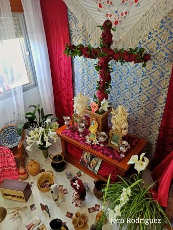 Cofradía Borriquilla Granada: #CRUZENCASA