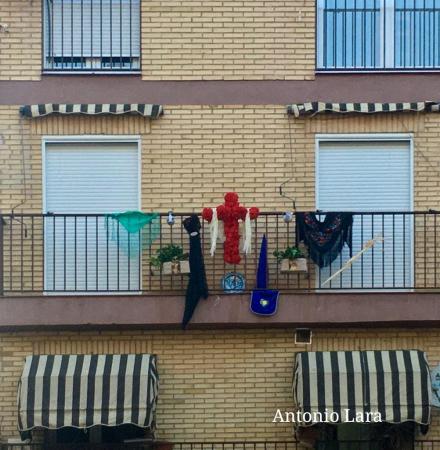 Cofradía Borriquilla Granada: #CRUZENCASA