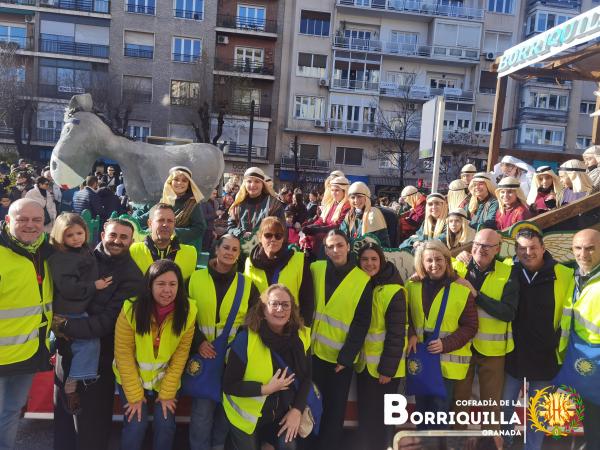 Cofradía Borriquilla Granada: LA CARROZA DE LA ILUSIÓN VOLVIÓ A LLENAR GRANADA DE ESPERANZA
