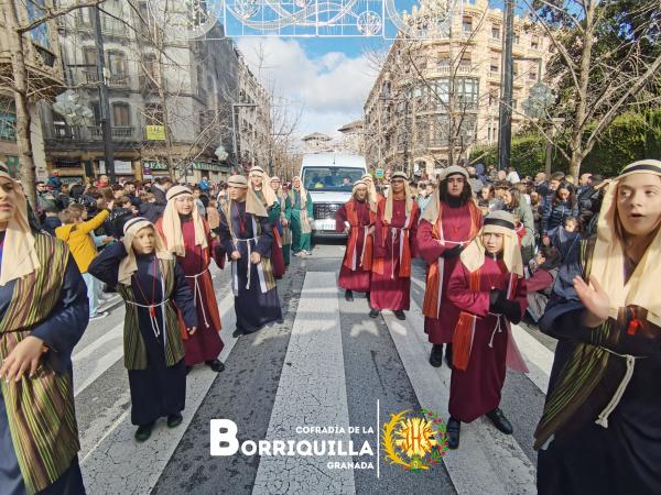 Cofradía Borriquilla Granada: FOTOS CARROZA ILUSIÓN  - CABALGATA 2026