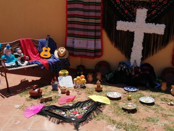 Cofradía Borriquilla Granada: #CRUZENCASA