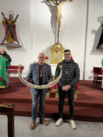 Cofradía Borriquilla Granada: PRESENTACIÓN Y BENDICIÓN DE PEANA, MEDIA LUNA Y ROPAJES PARA LA NIÑA HEBREA