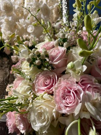 Cofradía Borriquilla Granada: EXORNO FLORAL PARA NUESTRA SEÑORA DE LA PAZ