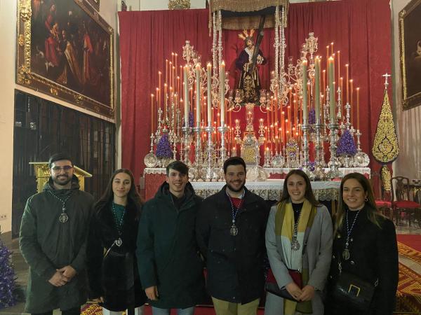 Cofradía Borriquilla Granada: EL GRUPO JOVEN PARTICIPA EN EL QUINARIO DEL NAZARENO Y MERCED