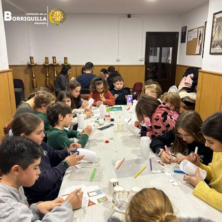 Cofradía Borriquilla Granada: LOS MÁS PEQUES DE LA COFRADÍA HACEN HERMANDAD