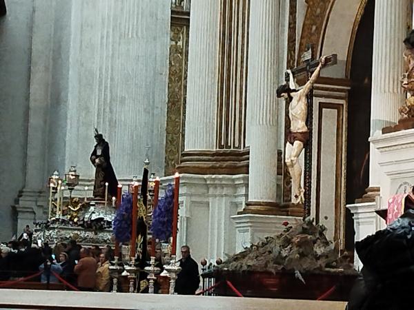 Cofradía Borriquilla Granada: PARTICIPACIÓN EN EL TRASLADO Y VIA CRUCIS OFICIAL 