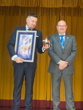 Cofradía Borriquilla Granada: PRESENTADO EL CARTEL DEL DOMINGO DE RAMOS DEL 2026 EN UNA TARDE CARGADA DE EMOCIÓN Y MENSAJES