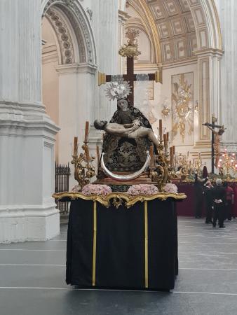 Cofradía Borriquilla Granada: TRASLADO DE LA VIRGEN DE LAS ANGUSTIAS DE SAN ANDRÉS A LA S.A.I. CATEDRAL POR KERYGMA