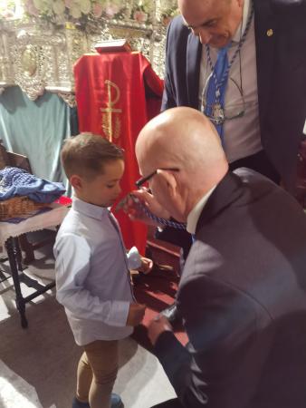 Cofradía Borriquilla Granada: IMPOSICIÓN DE MEDALLAS A NUEVOS HERMAN@S 28 MARZO 2026