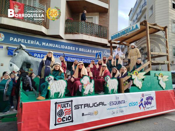 Cofradía Borriquilla Granada: LA CARROZA DE LA ILUSIÓN: UN 5 DE ENERO LLENO DE ALEGRÍA Y SOLIDARIDAD EN EL 2025
