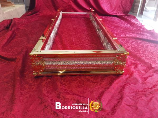 Cofradía Borriquilla Granada: SEGUIMOS ENRIQUECIENDO NUESTRO PATRIMONIO: MOLDURÓN, POTENCIAS Y CANDELERÍA