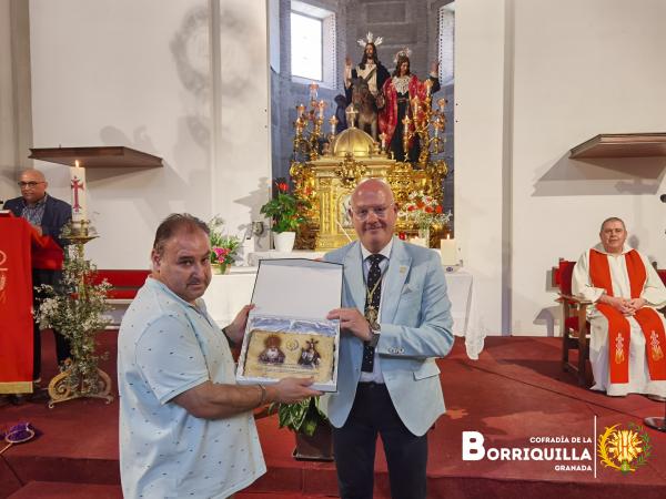 Cofradía Borriquilla Granada: La Cofradía celebra su Misa de Acción de Gracias y reconoce a los hermanos que cumplen 25 años de pertenencia