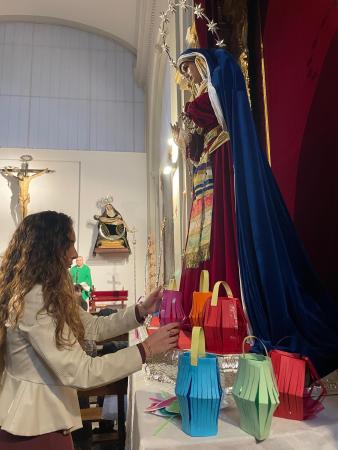 Cofradía Borriquilla Granada: La Cofradía celebra la Festividad de la Candelaria con una multitudinaria jornada protagonizada por los más pequeños