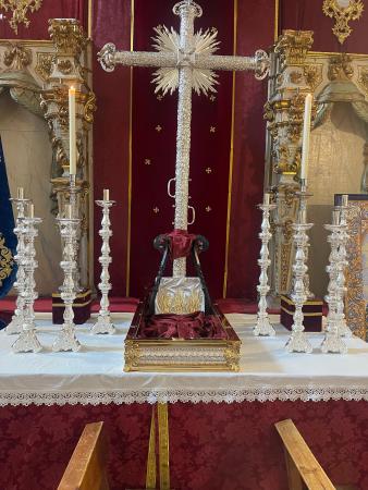 Cofradía Borriquilla Granada: SEGUIMOS ENRIQUECIENDO NUESTRO PATRIMONIO: MOLDURÓN, POTENCIAS Y CANDELERÍA