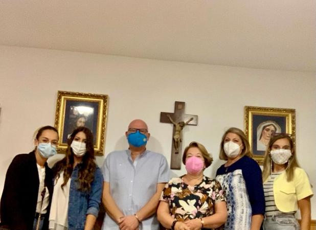 Cofradía Borriquilla Granada: LAS CAMARERAS SE PONEN EN CAMINO ESTE CURSO COFRADE